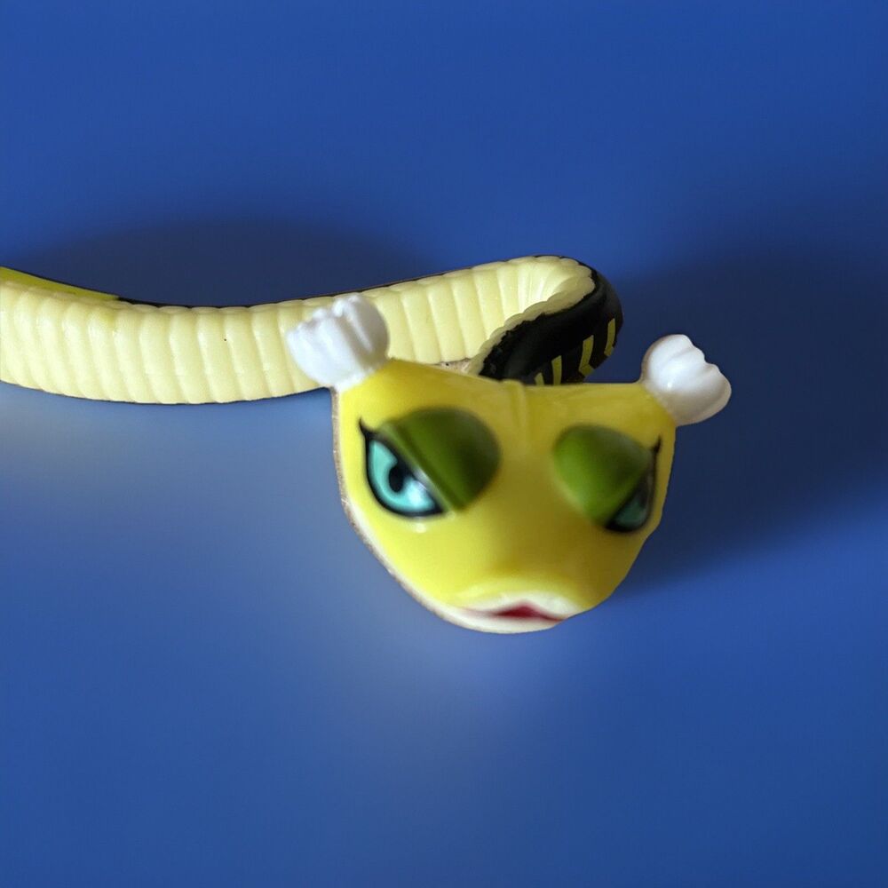 McDonald's 2008 Kung Fu Panda Master Viper #4 New Happy Meal Toy 35G